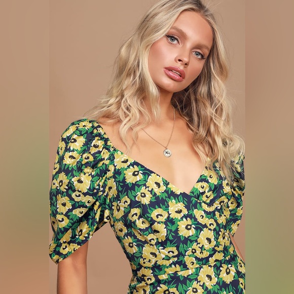 Floral Inclusive Navy Blue Floral Print Puff Sleeve Mini Dress 🌼 - Picture 4 of 7